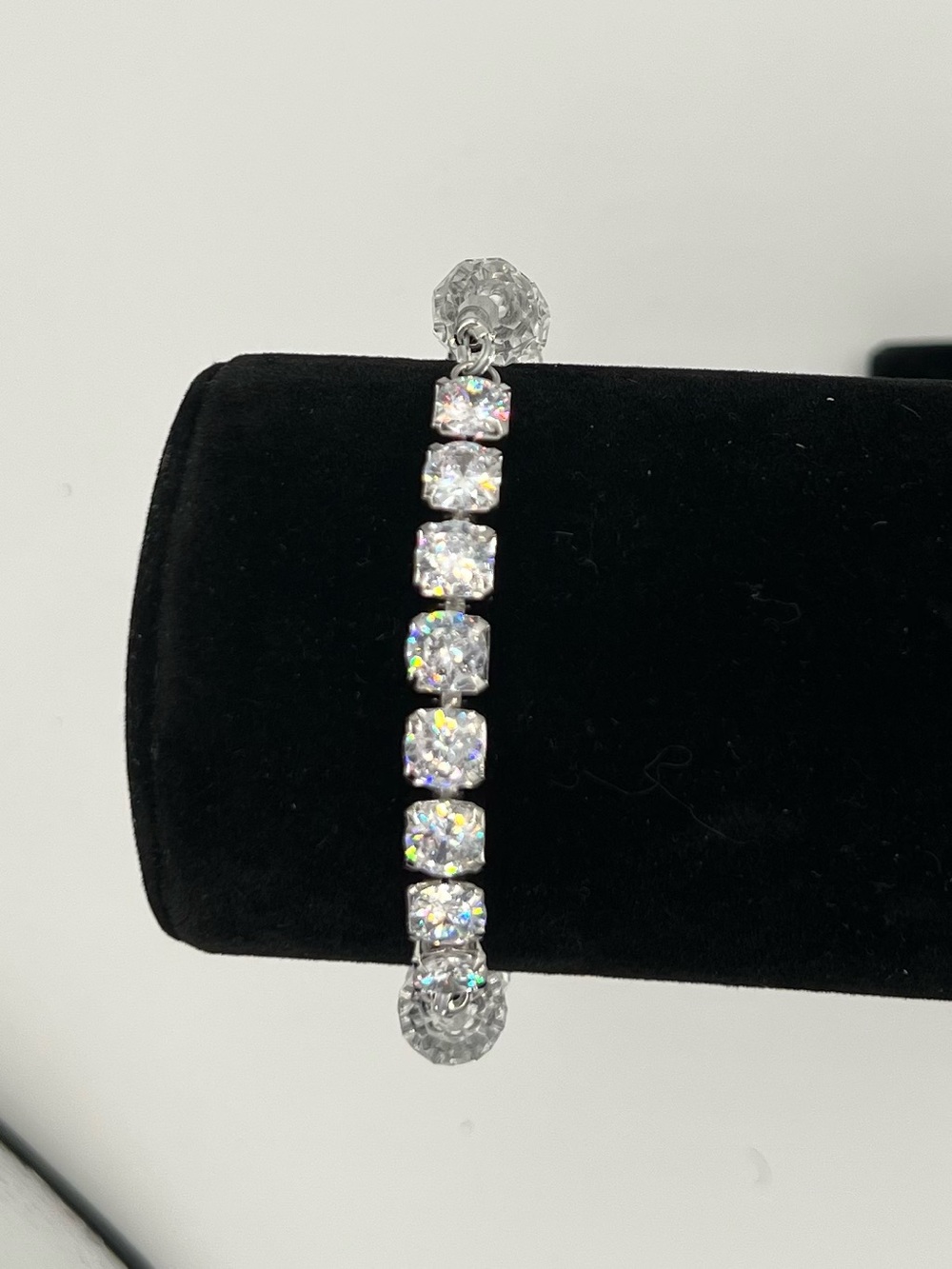Crystal Snowflake Bracelet – Clear Beaded Rhinestone Bar Bracelet